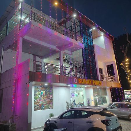 Sunny Pines Resort Lansdowne Ngoại thất bức ảnh