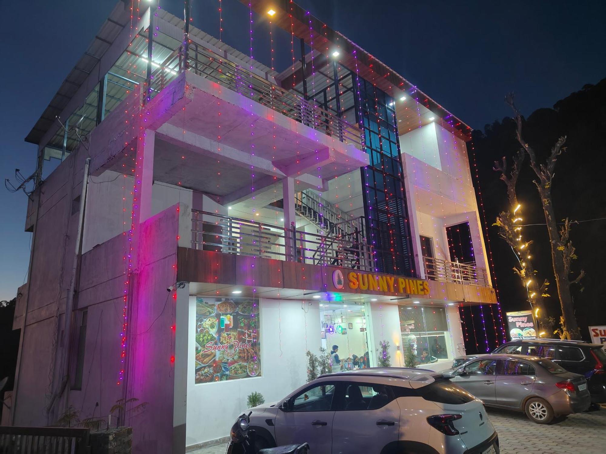 Sunny Pines Resort Lansdowne Ngoại thất bức ảnh