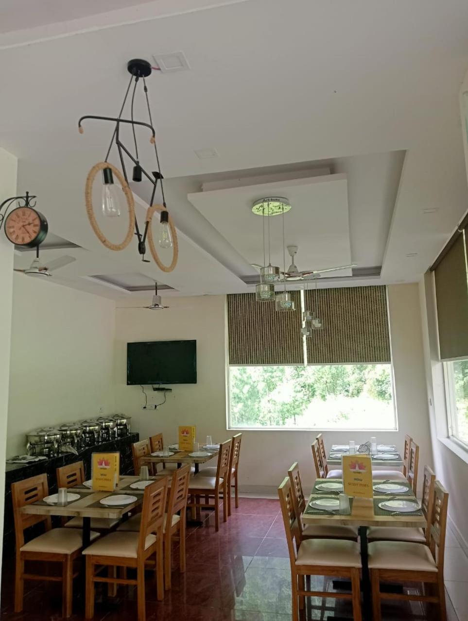 Sunny Pines Resort Lansdowne Ngoại thất bức ảnh